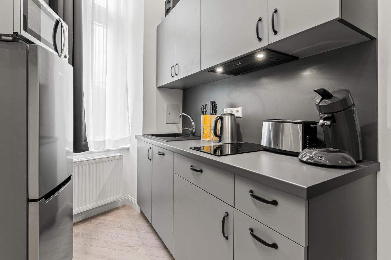 The Mierendorf Hinterhaus, 2 Bed Rooms Up To 4 People ベルリン エクステリア 写真