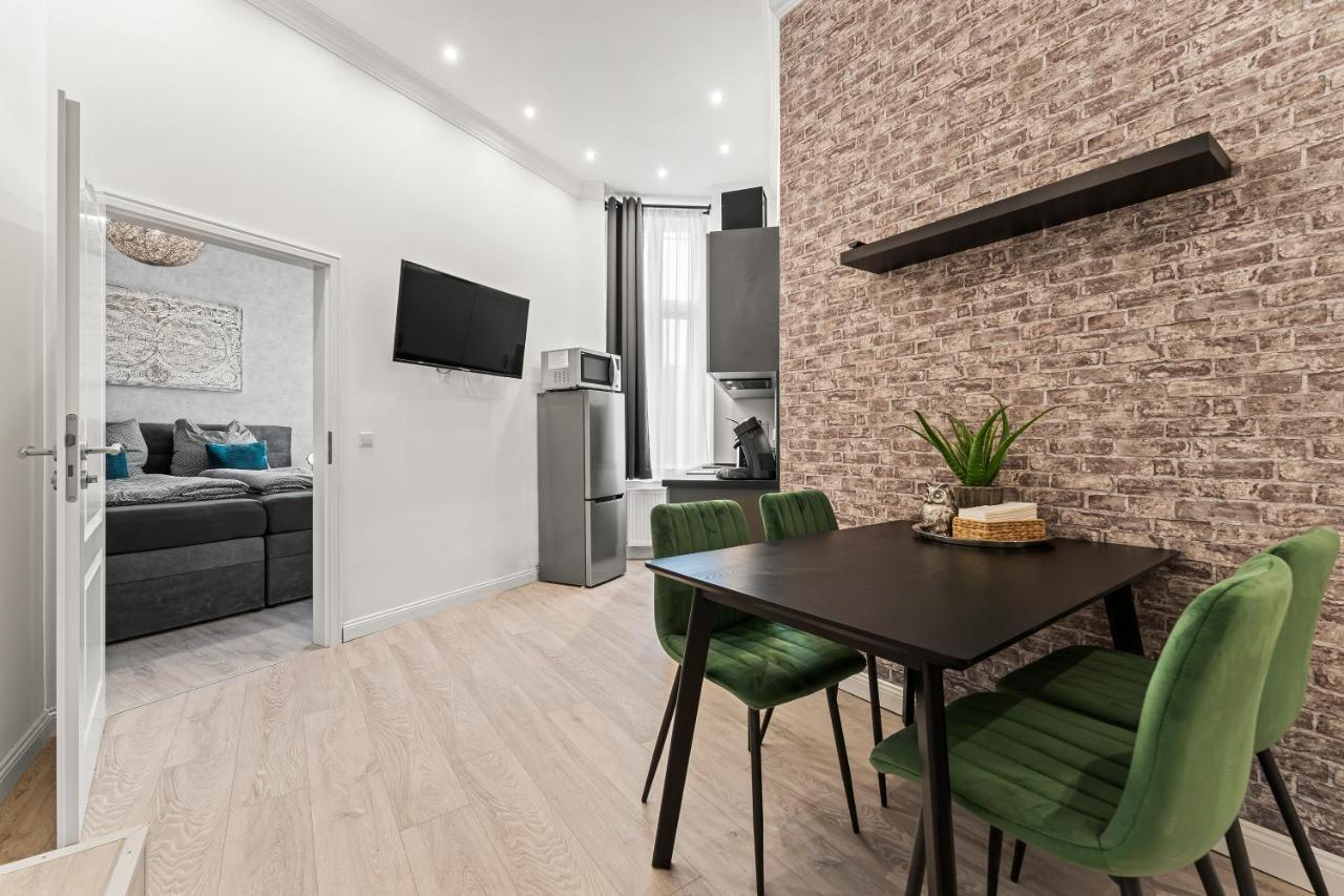 The Mierendorf Hinterhaus, 2 Bed Rooms Up To 4 People ベルリン エクステリア 写真